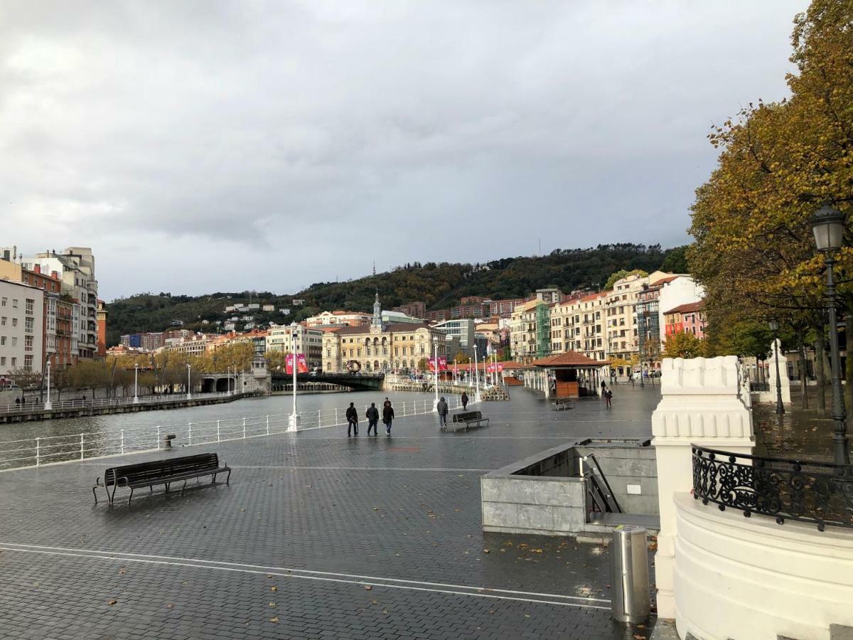 Apartamento Minimalista En El Corazon De Bilbao Exteriör bild